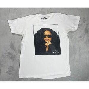 H.E.R. Singer Mens M White T Shirt Graphic Portrait R&B Music Band Tour Tee